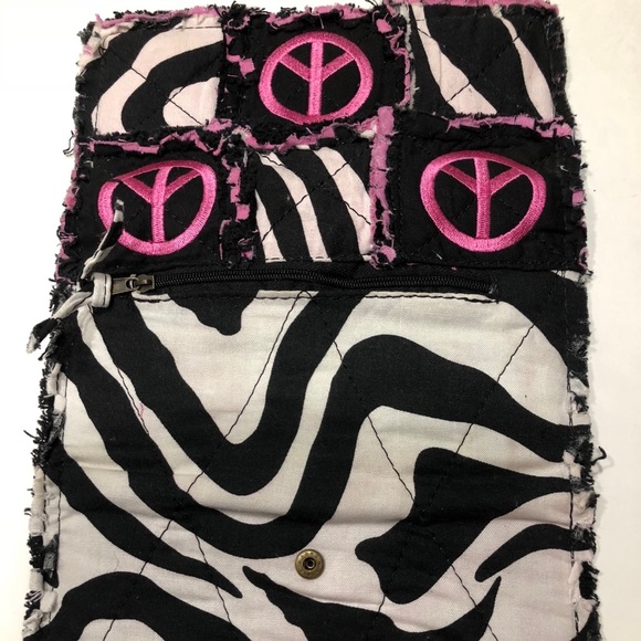 Tong Guang Peace Material Pink&Black Wallet. - Picture 2 of 6